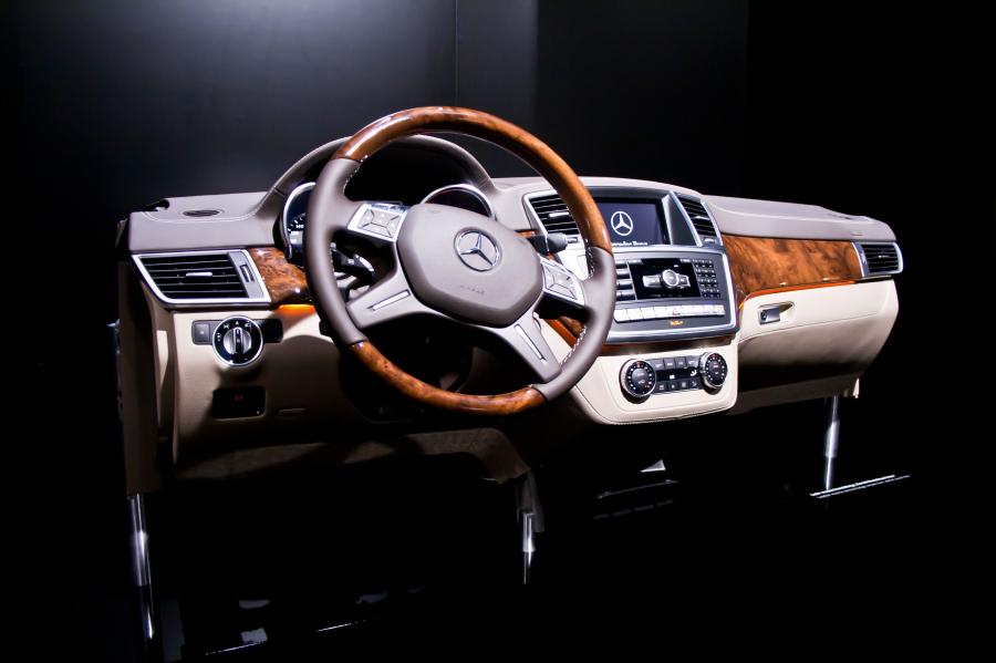  Mercedes-Benz ML-Class 2012 года  (фото 95 из 188)